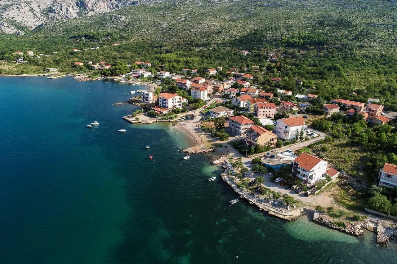 Apartments Martom Seline