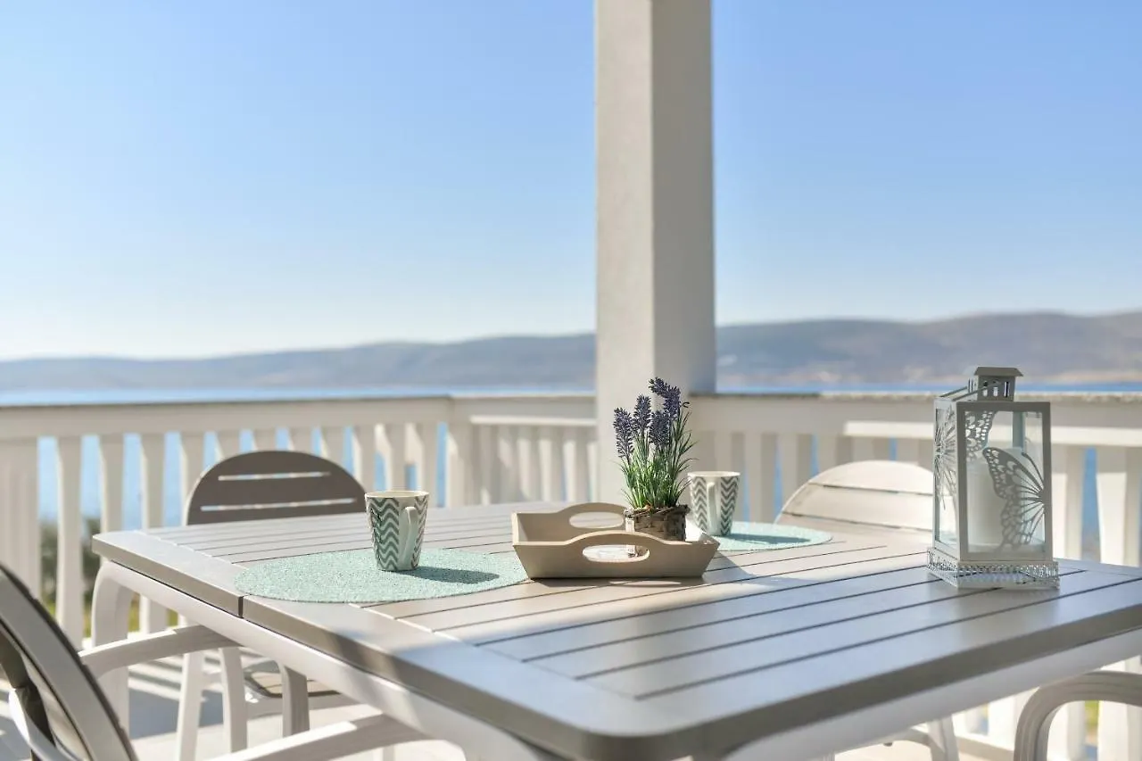 Apartments Martom Seline Croatia